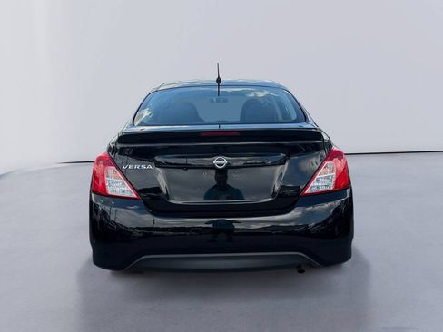Used 2019 Nissan Versa S Plus FWD image 4