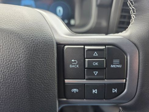 Used 2025 Ford F150 Lariat AWD/4WD image 36