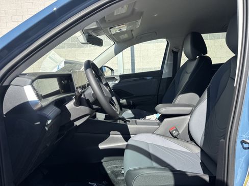 New 2026 Volkswagen Tiguan SE image 10