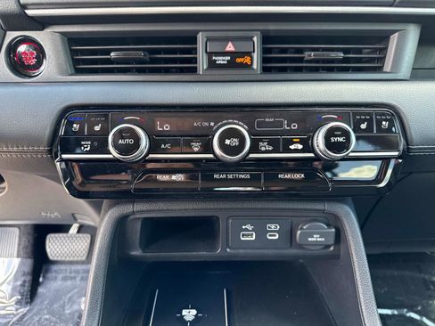 Certified 2023 Honda Pilot Elite image 28