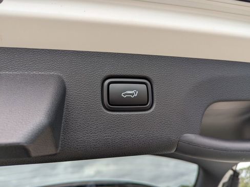 New 2026 Kia Sportage EX FWD image 11