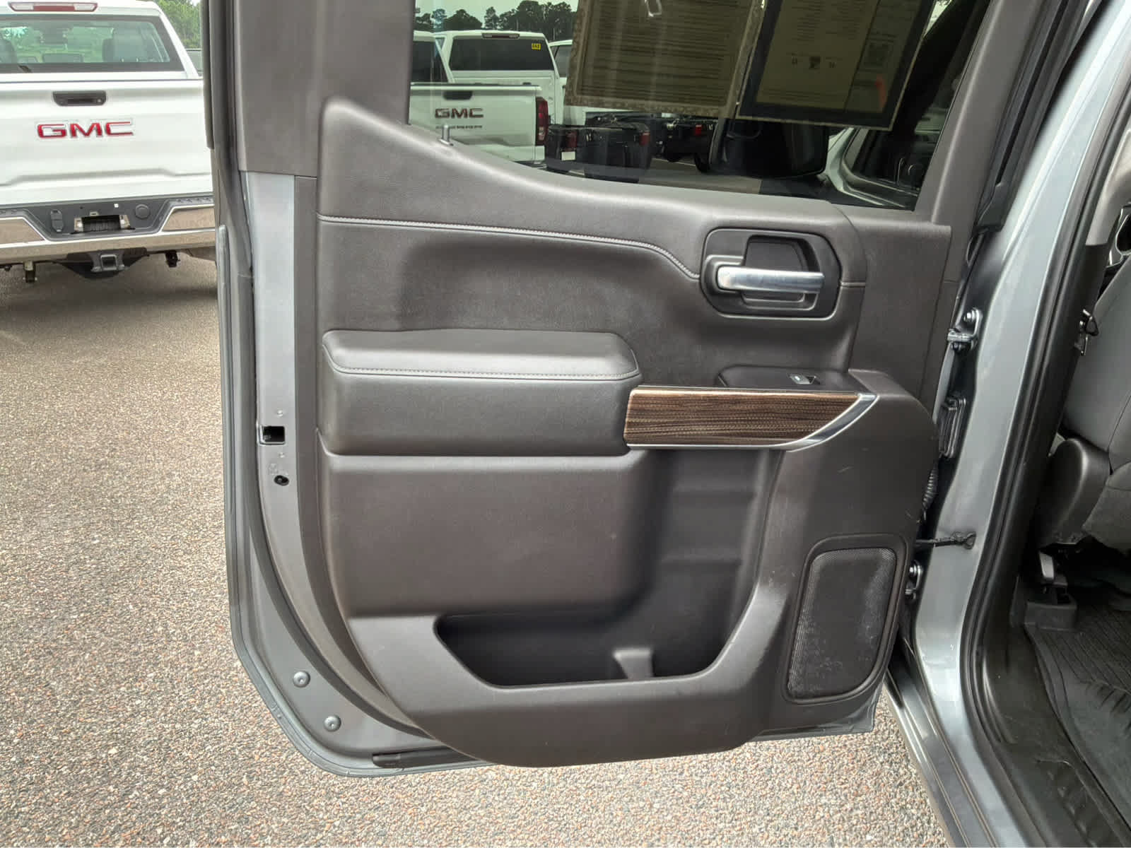 Used 2020 Chevrolet Silverado 1500 RST AWD/4WD image 19