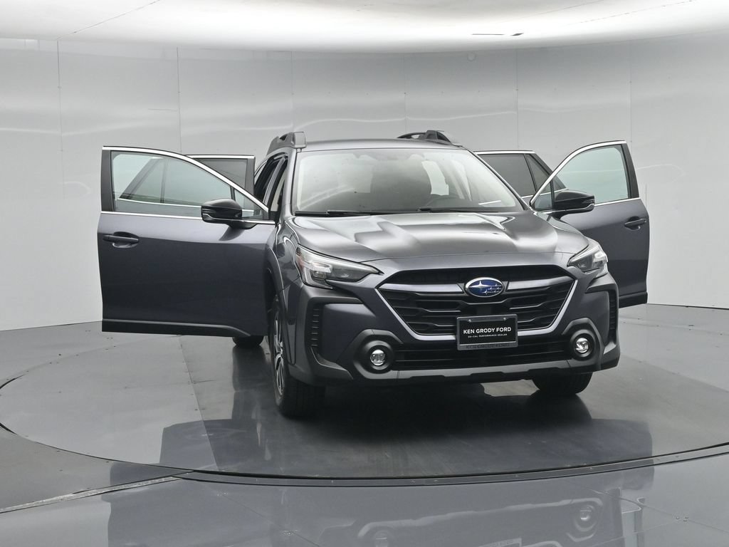 Used 2024 Subaru Outback Premium AWD/4WD image 33