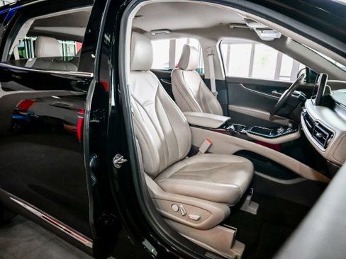 Used 2021 Lincoln Nautilus FWD w/ Equipment Group 101A image 29