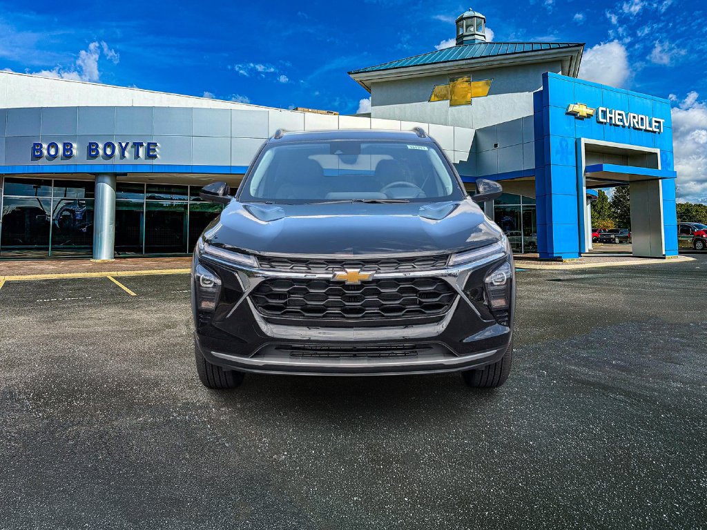 New 2026 Chevrolet Trax LT w/ LT Convenience Package FWD image 10