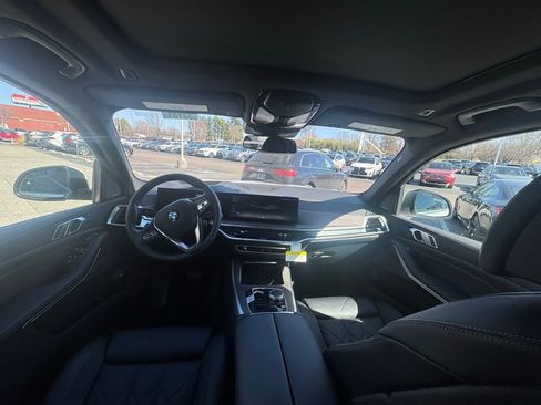 New 2026 BMW X5 xDrive50e w/ Climate Comfort Package image 15