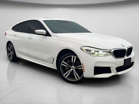Used 2018 BMW 640i Gran Turismo xDrive 640 Gran Turismo i xDrive w/ M Sport Package image 2