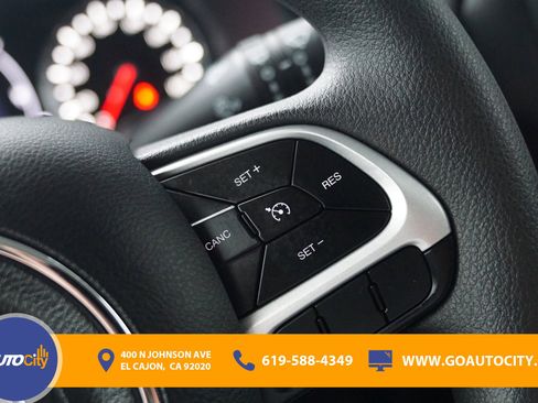 Used 2023 Jeep Renegade Latitude image 20