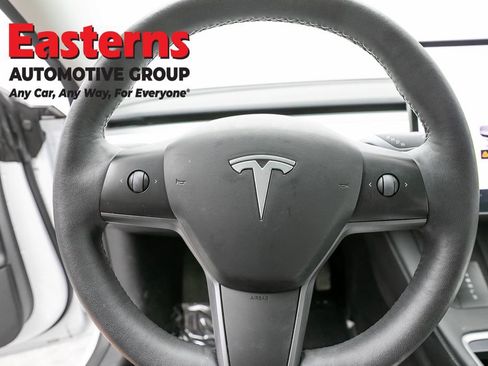 Used 2023 Tesla Model 3 Standard Range RWD image 12