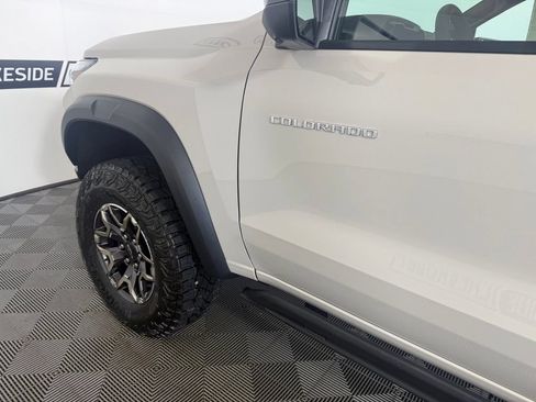 New 2026 Chevrolet Colorado ZR2 w/ Technology Package AWD/4WD image 11