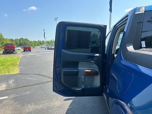 Used 2024 Ford Maverick Lariat FWD image 19