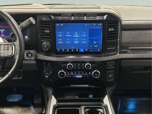 Used 2023 Ford F250 Platinum image 34