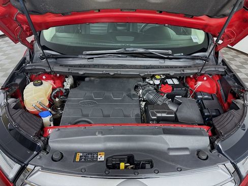 Used 2018 Ford Edge SEL w/ Equipment Group 201A image 28