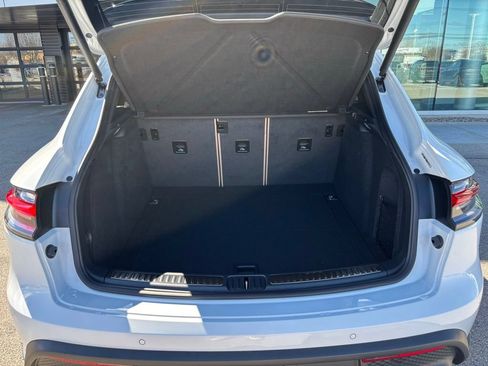New 2026 Porsche Macan S AWD/4WD image 9