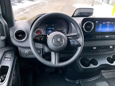 New 2026 Mercedes-Benz Sprinter 2500 image 10