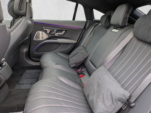Used 2025 Mercedes-Benz EQS 450+ Sedan image 19