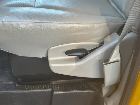 Certified 2022 Ford E-350 and Econoline 350 Super Duty image 20
