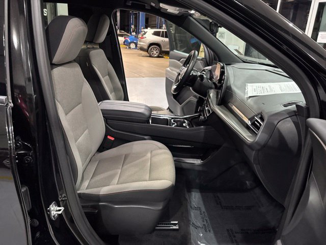 Used 2026 Chevrolet Traverse LT w/ Driver Confidence Package AWD/4WD image 25