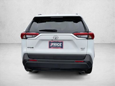Used 2025 Toyota RAV4 XLE image 6