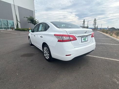 Used 2015 Nissan Sentra SV image 7