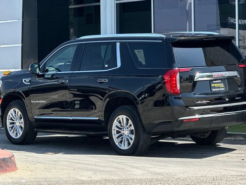 Used 2023 GMC Yukon SLT w/ SLT Premium Package RWD image 6