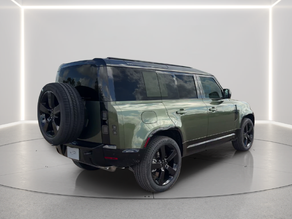 New 2026 Land Rover Defender 110 X-Dynamic SE AWD/4WD image 5