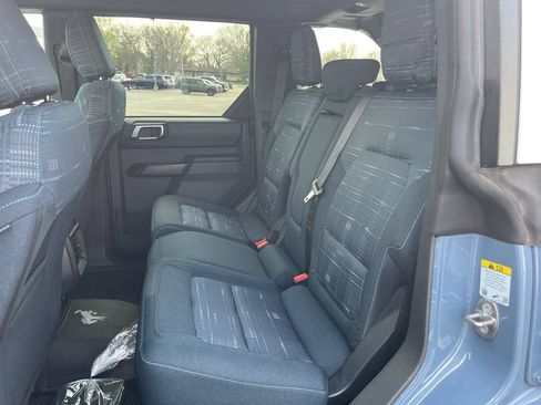 Used 2025 Ford Bronco Heritage Edition AWD/4WD image 13