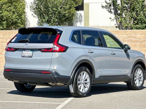 Certified 2023 Honda CR-V EX-L image 4