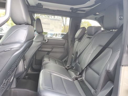 New 2025 Ford Bronco Big Bend w/ Black Diamond Package image 24