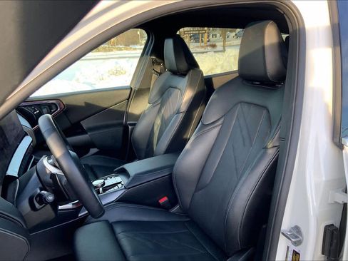 Certified 2025 BMW X3 xDrive30i w/ Convenience Package image 7