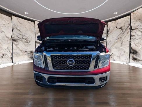 Used 2017 Nissan Titan SV RWD image 21