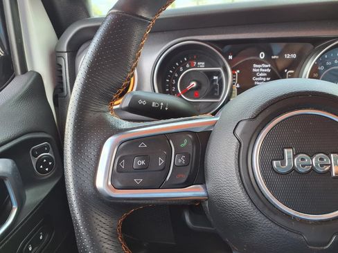 Used 2022 Jeep Gladiator Mojave w/ LED Lighting Group AWD/4WD image 33