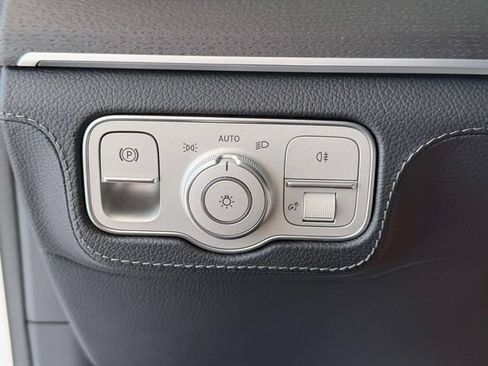 Used 2024 Mercedes-Benz GLE 350 4MATIC image 21