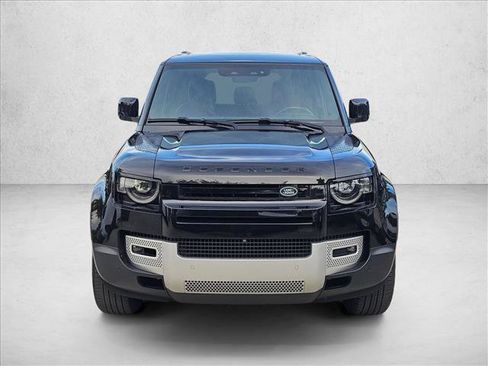 Used 2024 Land Rover Defender 110 S AWD/4WD image 2
