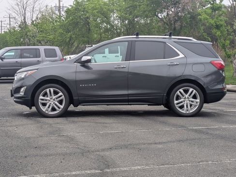 Used 2018 Chevrolet Equinox Premier image 8