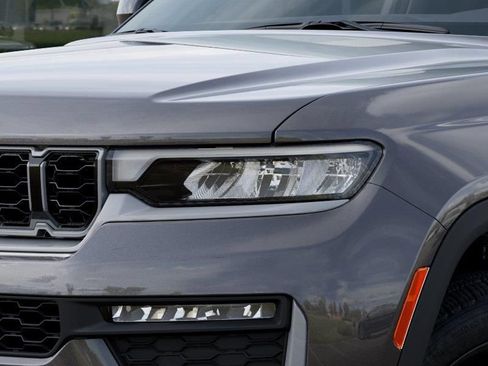 New 2026 Jeep Grand Cherokee Limited w/ Limited Altitude Package RWD image 10