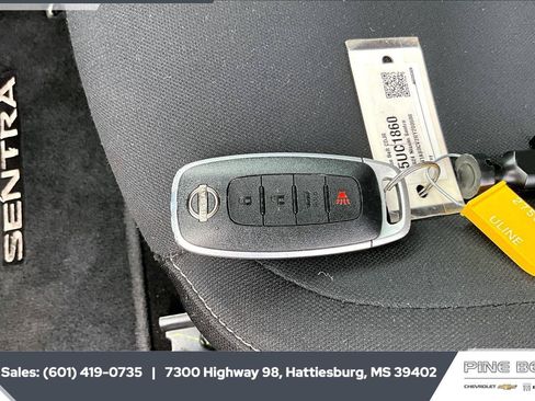 Used 2024 Nissan Sentra SV FWD image 9