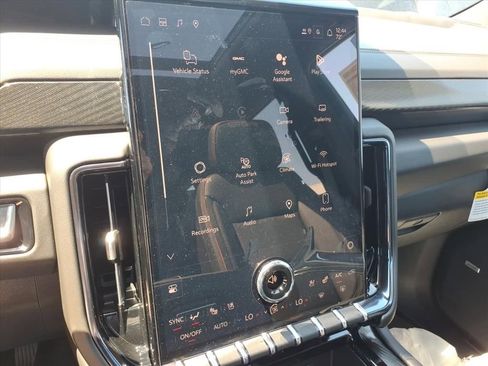 New 2026 GMC Yukon AT4 w/ AT4 Premium Plus Package AWD/4WD image 19