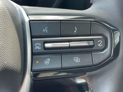 Used 2026 Chevrolet Colorado Trail Boss AWD/4WD image 16