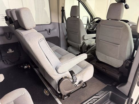 Used 2019 Ford Transit 350 XLT RWD image 31