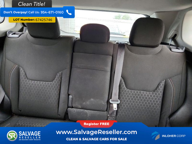 Used 2018 Jeep Compass Sport FWD image 13
