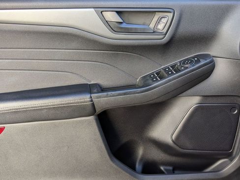 Used 2024 Ford Escape Active image 11