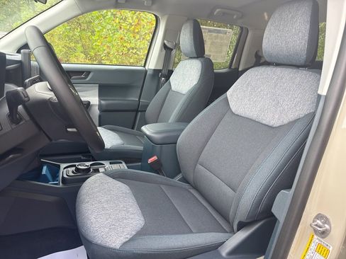 New 2025 Ford Maverick XLT w/ XLT Luxury Package image 16