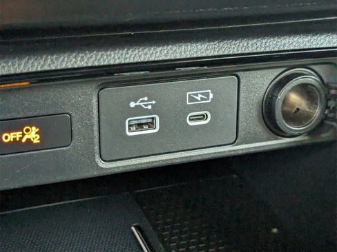 Certified 2025 Honda CR-V Sport-L image 31