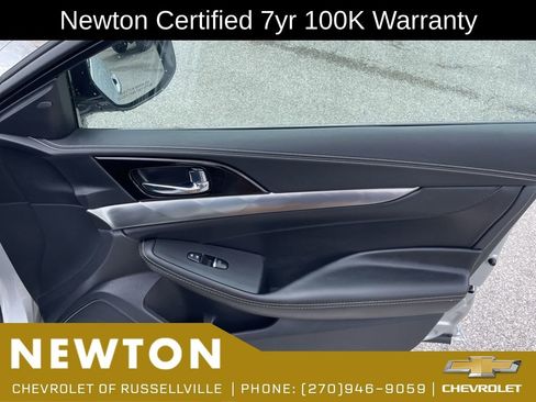 Used 2022 Nissan Maxima SV w/ Floor Mat Group FWD image 24