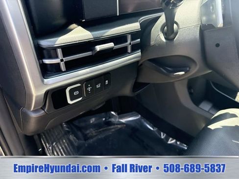 Used 2026 Hyundai Santa Fe SEL AWD/4WD image 21
