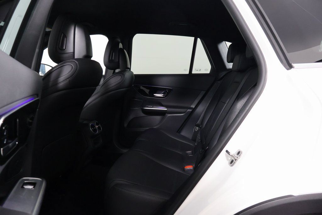 Certified 2026 Mercedes-Benz GLC 300 image 11