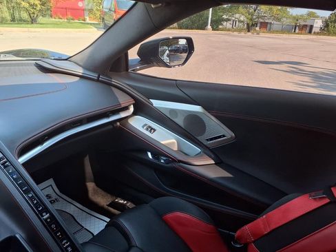 Used 2022 Chevrolet Corvette Stingray Premium Conv w/ Z51 Performance Package RWD image 23