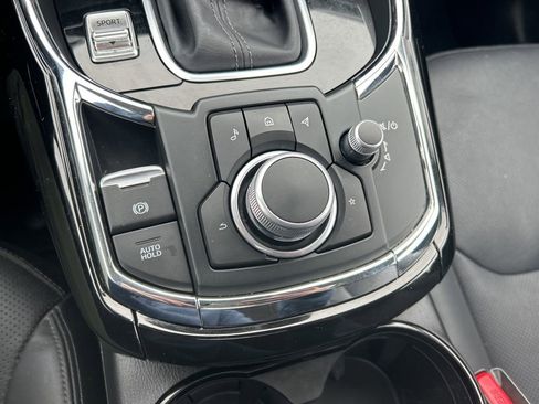 Used 2023 MAZDA CX-9 Touring image 16