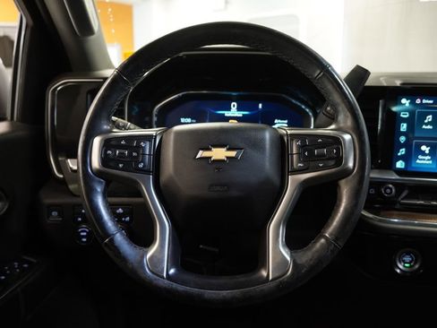 Used 2023 Chevrolet Silverado 1500 LT AWD/4WD image 17